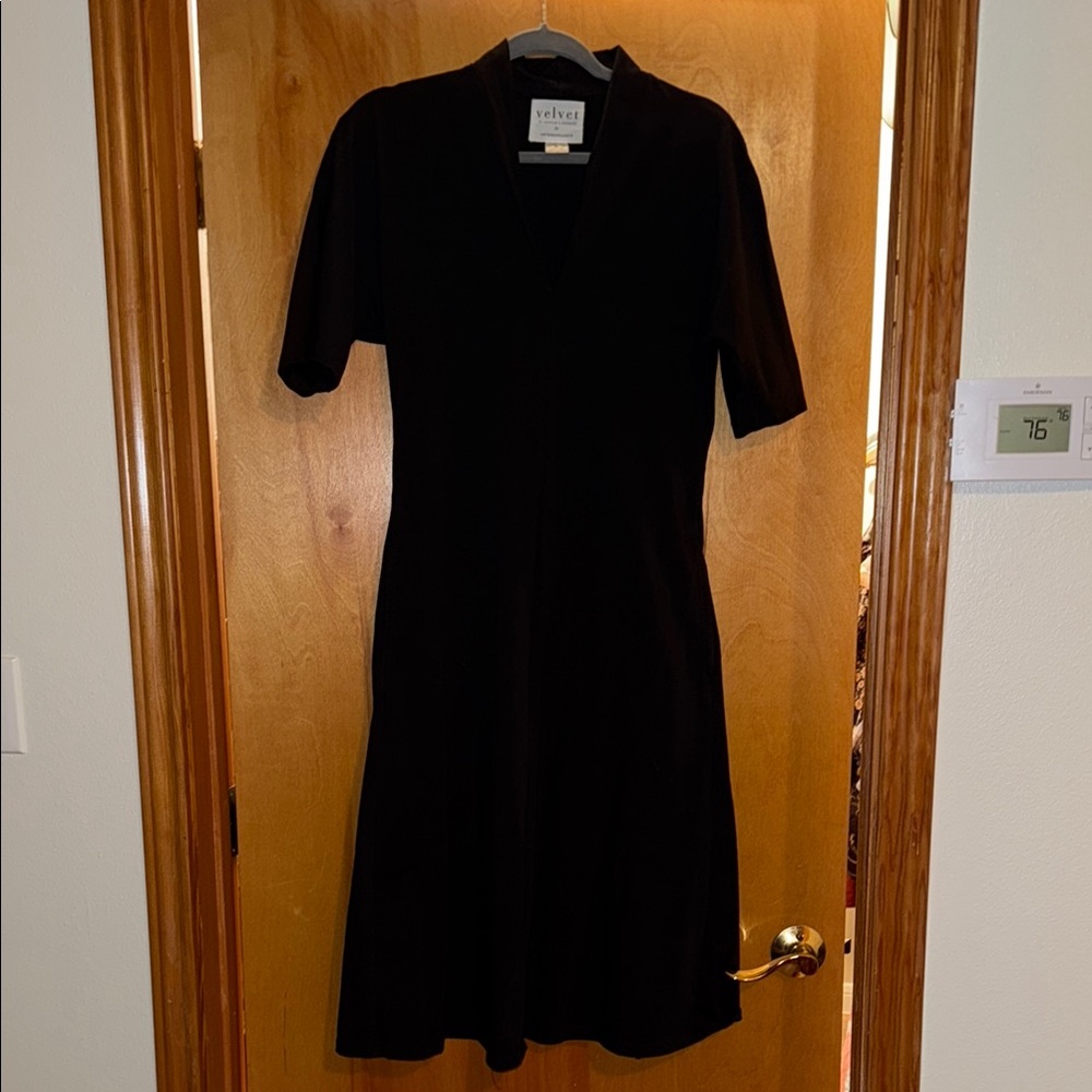 Velvet Black A-Line Midi Dress V-Neck Short Sleeve - Picture 6 of 11